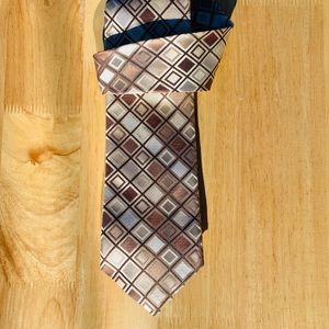 Bruno Pirttelli gold brown geometric pure silk tie